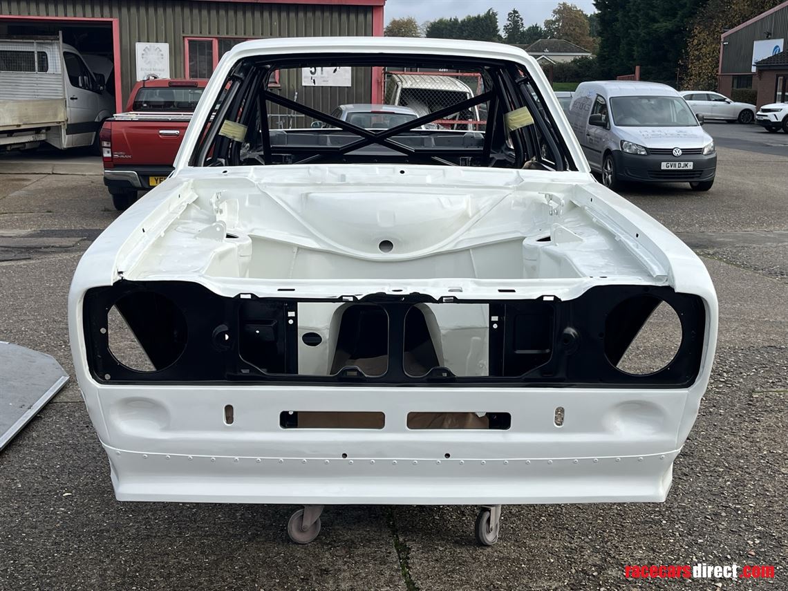 Racecarsdirect.com - FORD ESCORT MK2 GROUP 4 RALLY SHELL
