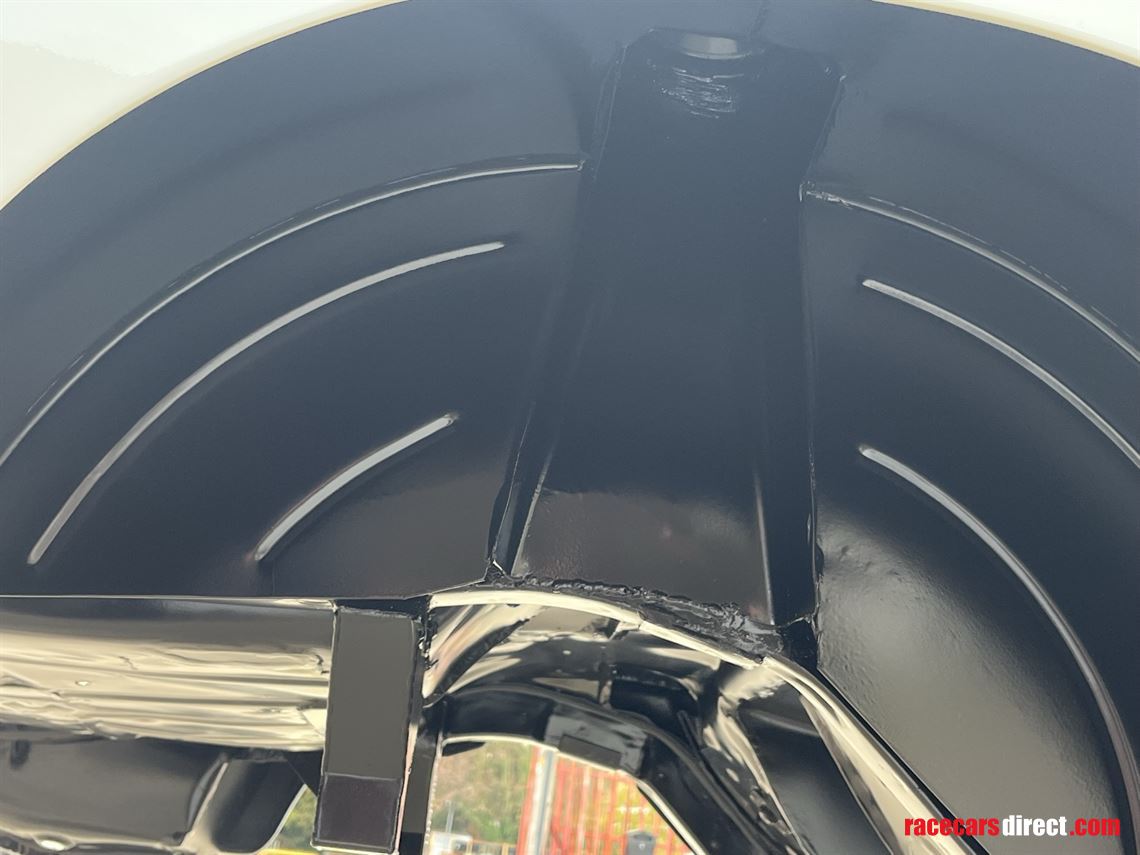 Racecarsdirect.com - FORD ESCORT MK2 GROUP 4 RALLY SHELL