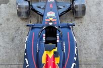 f1-red-bull-rb18-show-car
