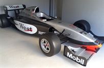 formula-1-show-car-rolling-chassis-lola-3000