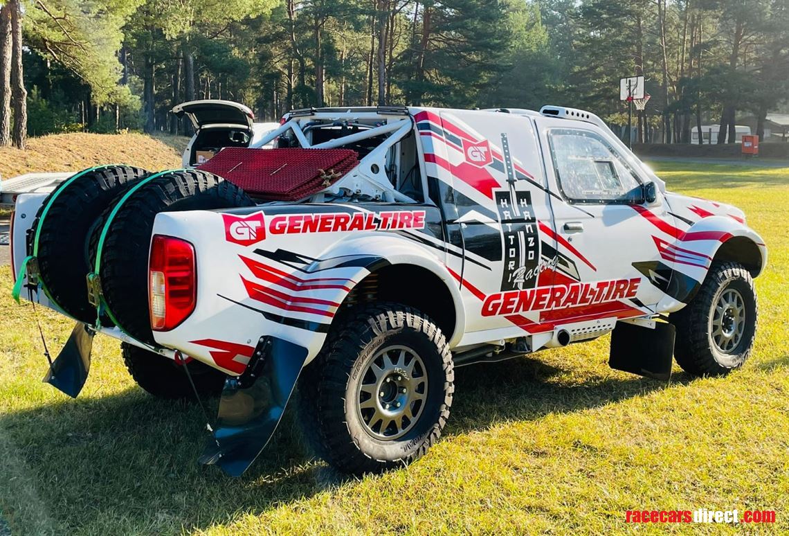 DAKAR NISSAN OVERDRIVE 4,0l V6