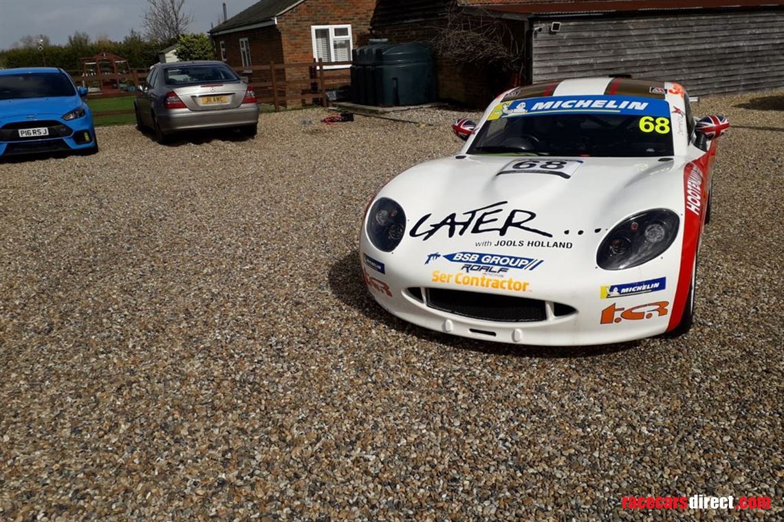 ginetta-g40-junior-race-car