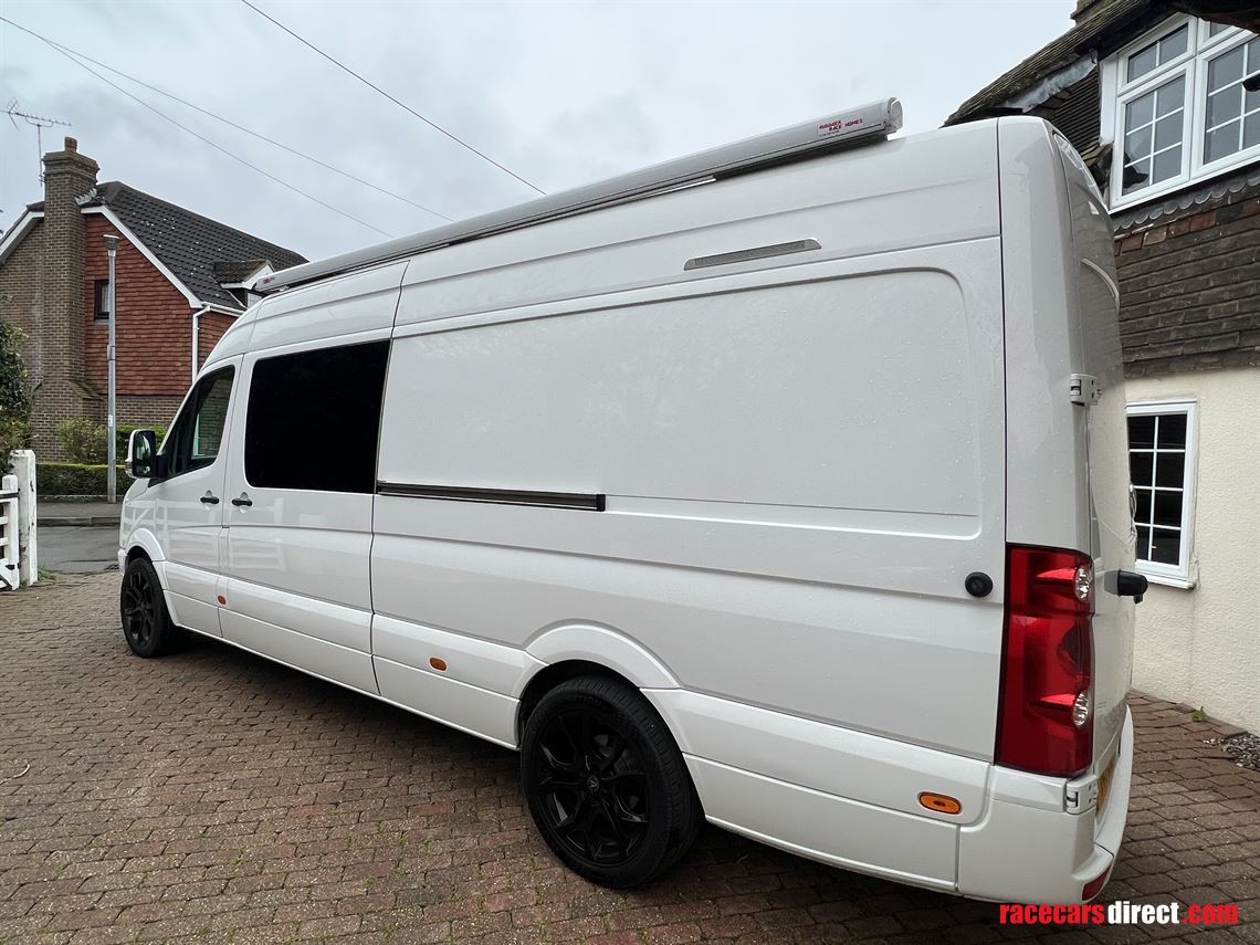 2015-lwb-volkswagen-crafter-race-van