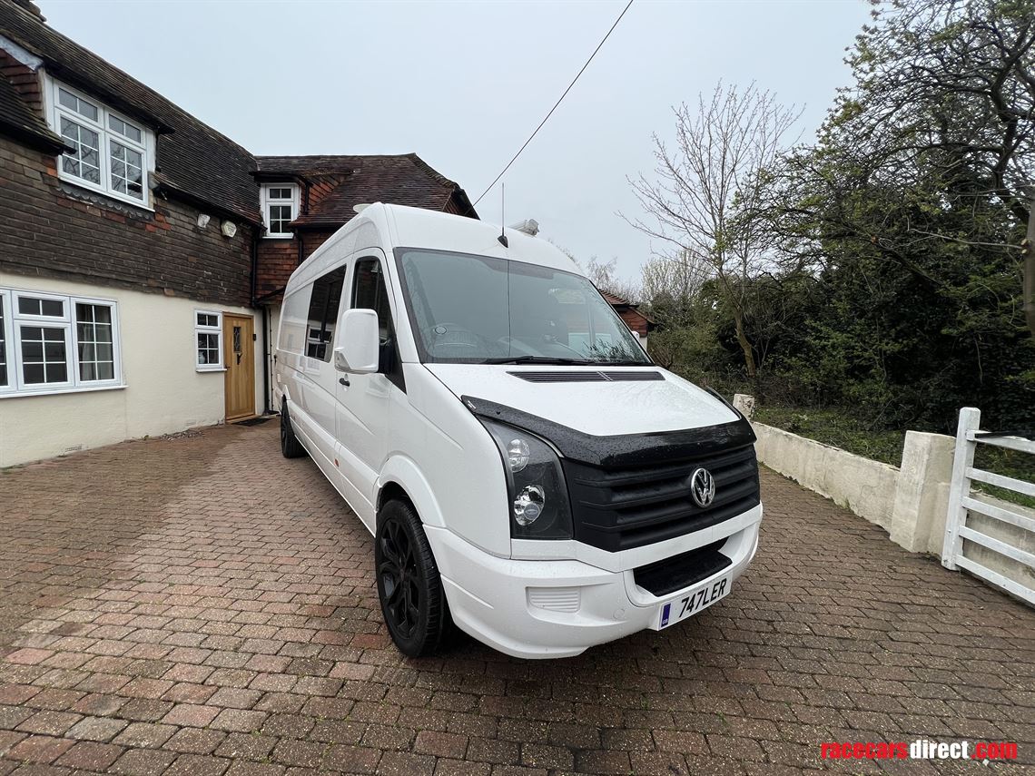 2015-lwb-volkswagen-crafter-race-van