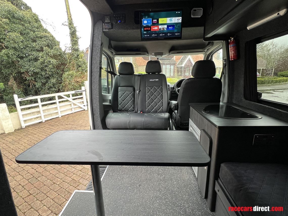 2015-lwb-volkswagen-crafter-race-van