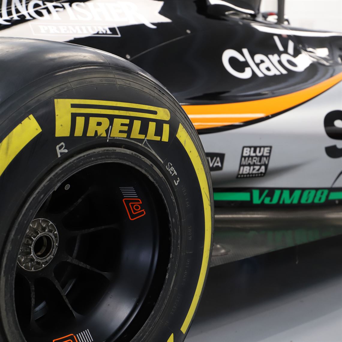 24-hours-left-2015-force-india-vjm08-03-ex-ra