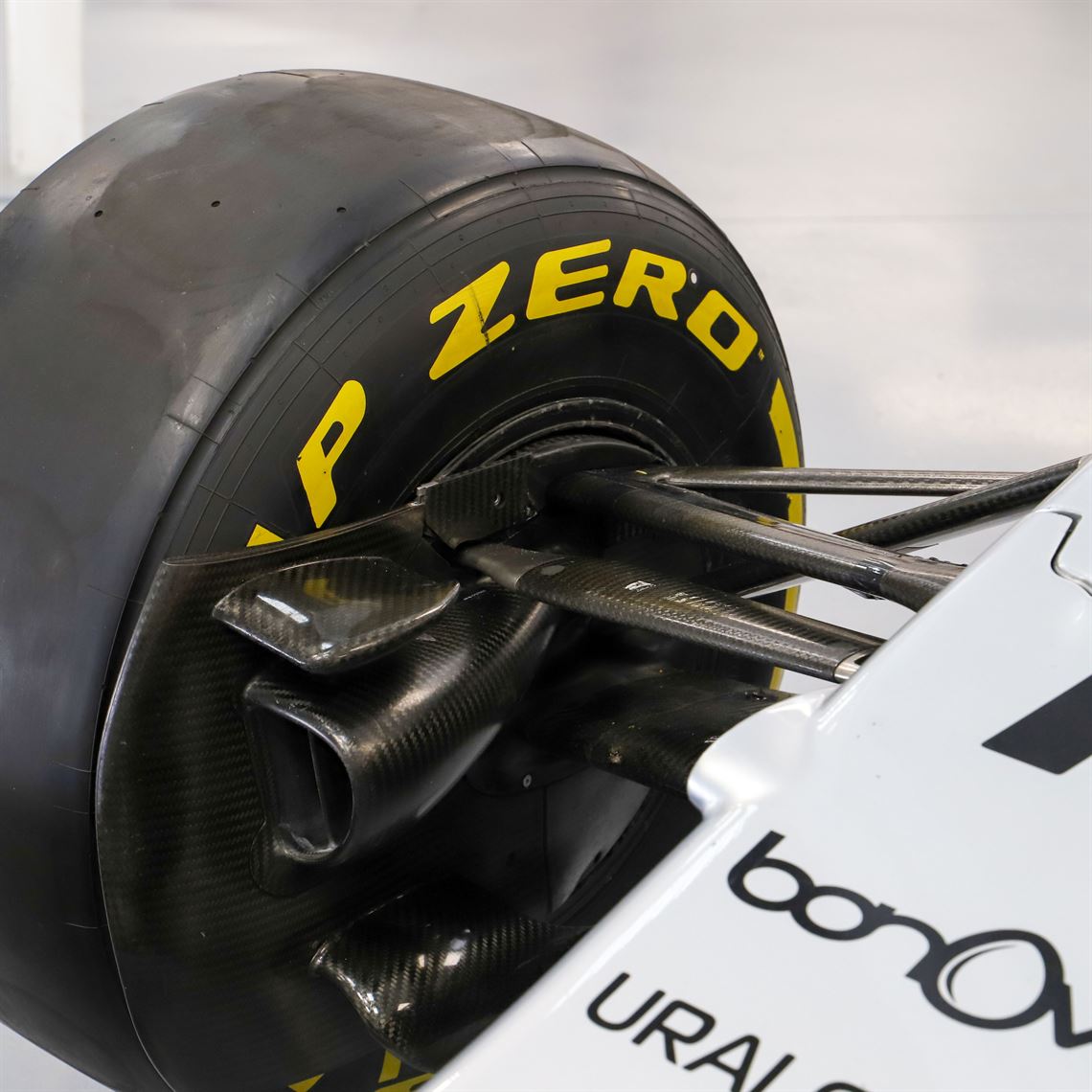 24-hours-left-2015-force-india-vjm08-03-ex-ra