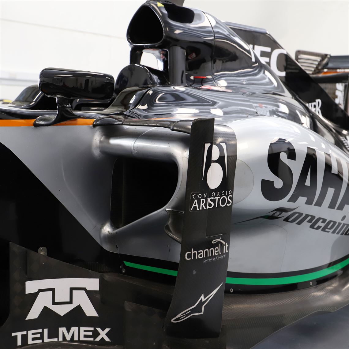 24-hours-left-2015-force-india-vjm08-03-ex-ra