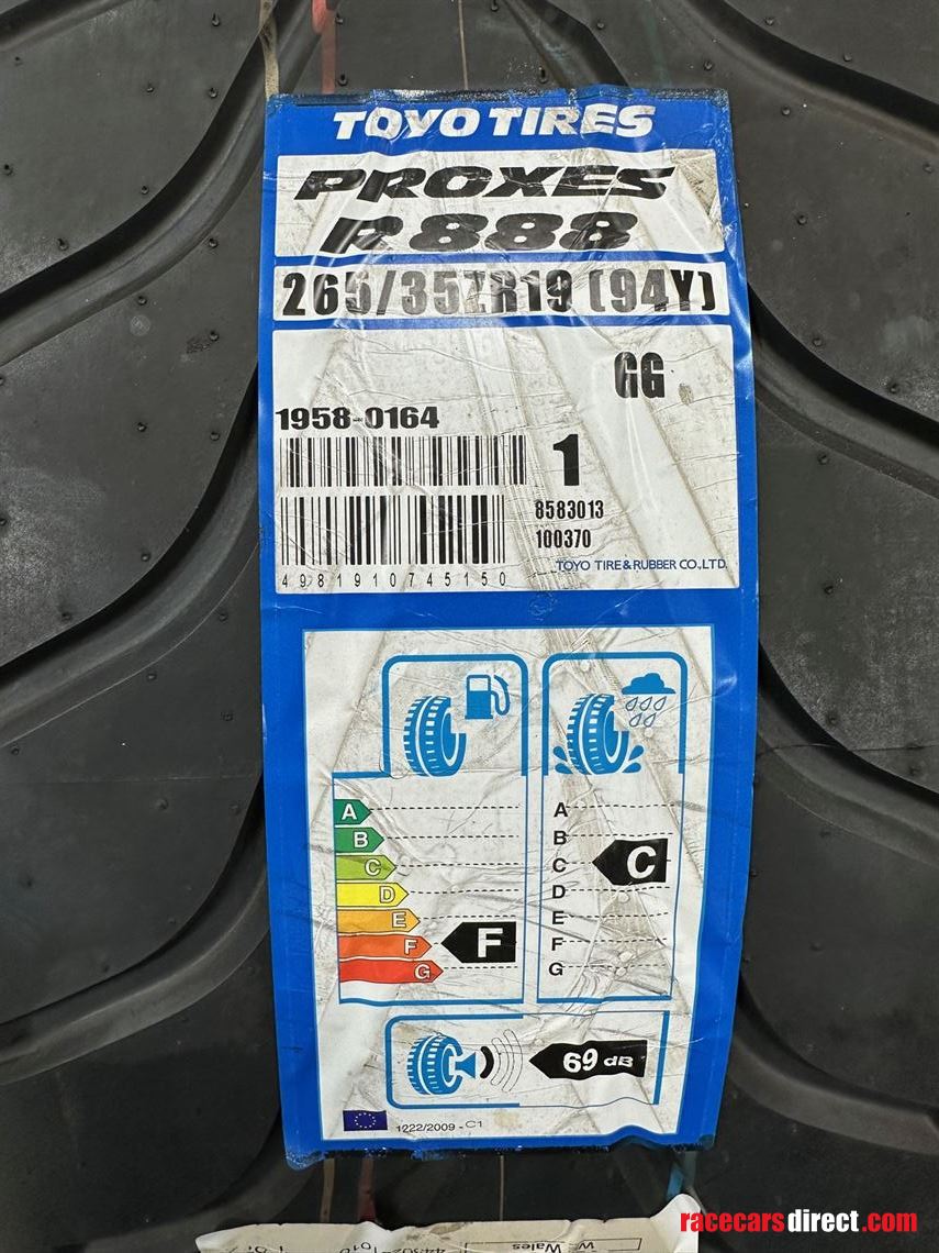 set-of-toyo-proxy-r888-tyres