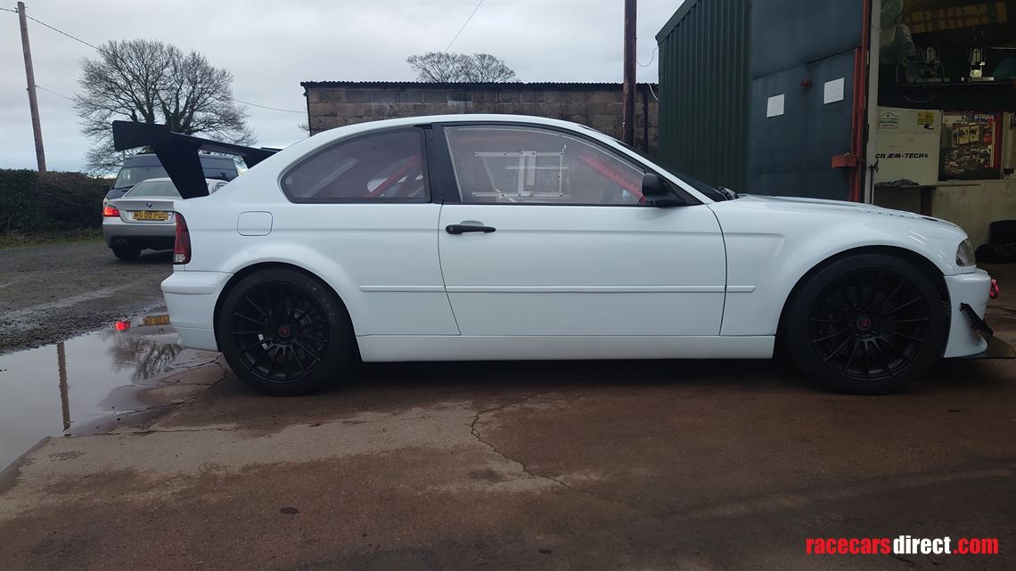 Racecarsdirect.com - BMW E46 Compact 2.8 240BHP+ Race car- fresh build