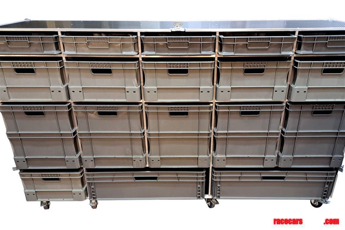 Racecarsdirect.com - VMEP Euro Container Flight Case 17 Boxes - VME-EC25