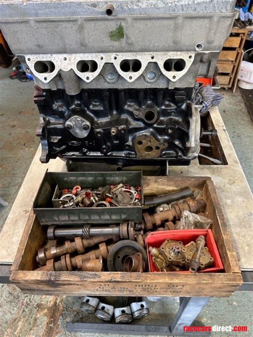 Racecarsdirect.com - Cosworth BDA 1000cc Race engine