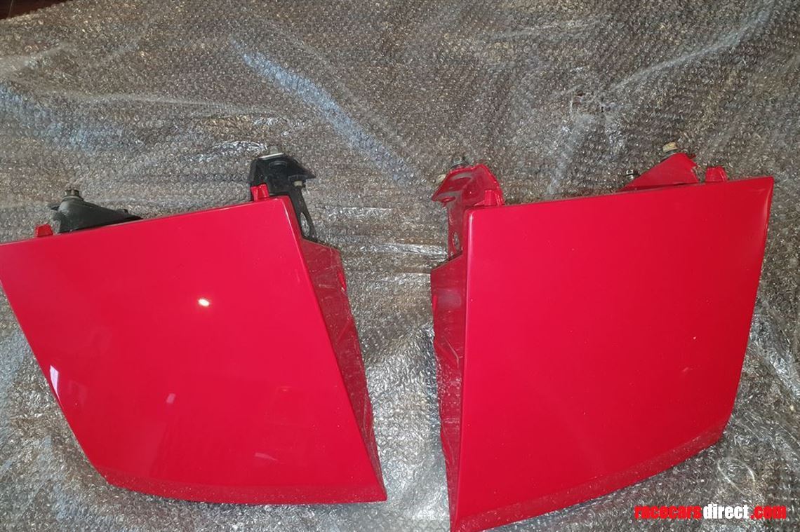 ferrari-355-headlight-pods-in-rosso