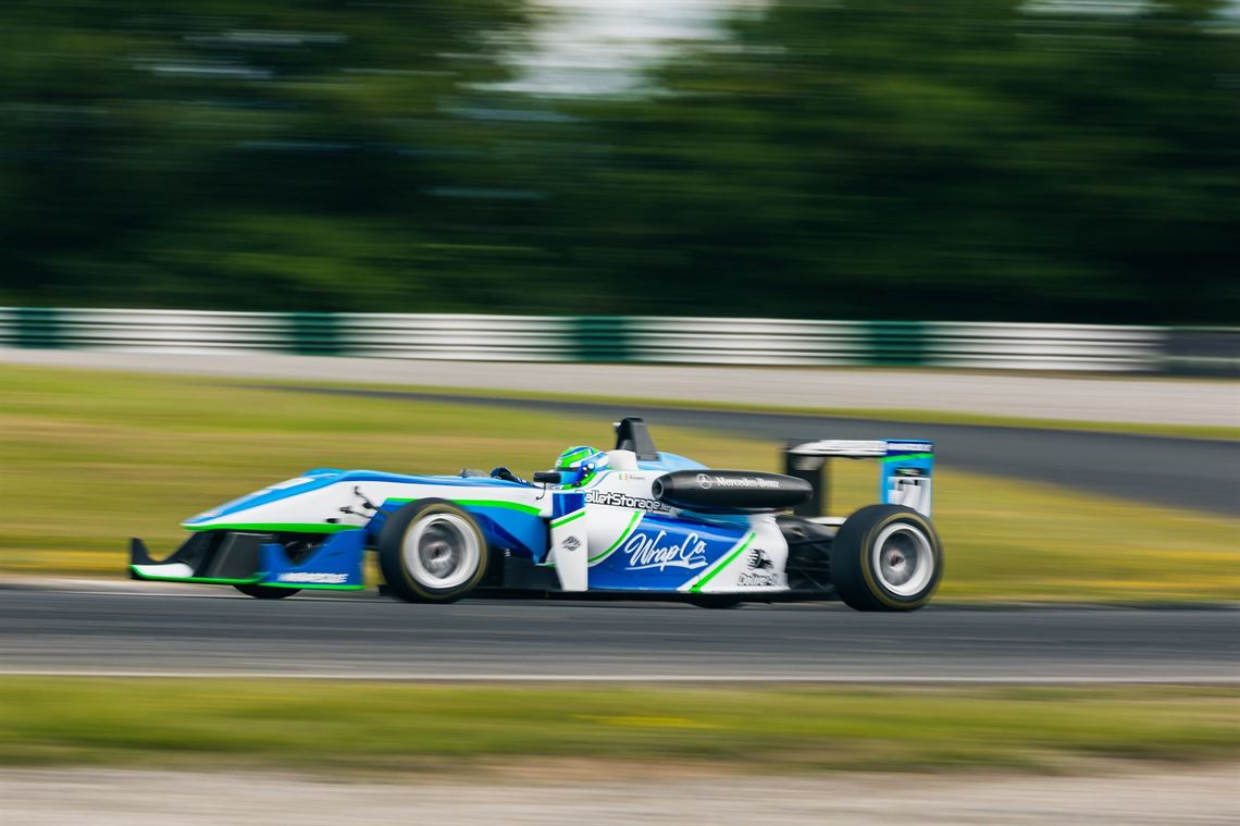 Racecarsdirect.com - Dallara F312 Mercedes