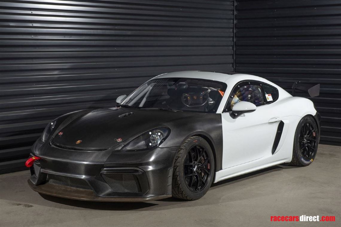 Racecarsdirect.com - Porsche Cayman 718 GT4 CLUBSPORT MR COMPETITION