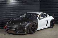 porsche-cayman-718-gt4-clubsport-mr-competiti