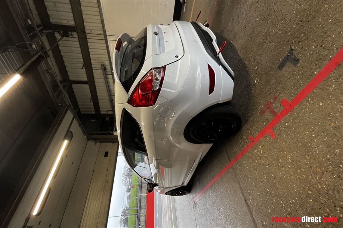 Racecarsdirect.com - Fiesta st180 race car