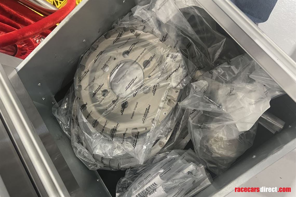 lamborghini-super-trofeo-parts-package-sold