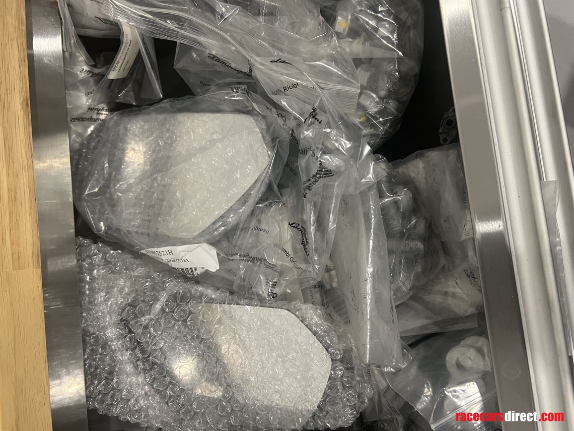 lamborghini-super-trofeo-parts-package-sold