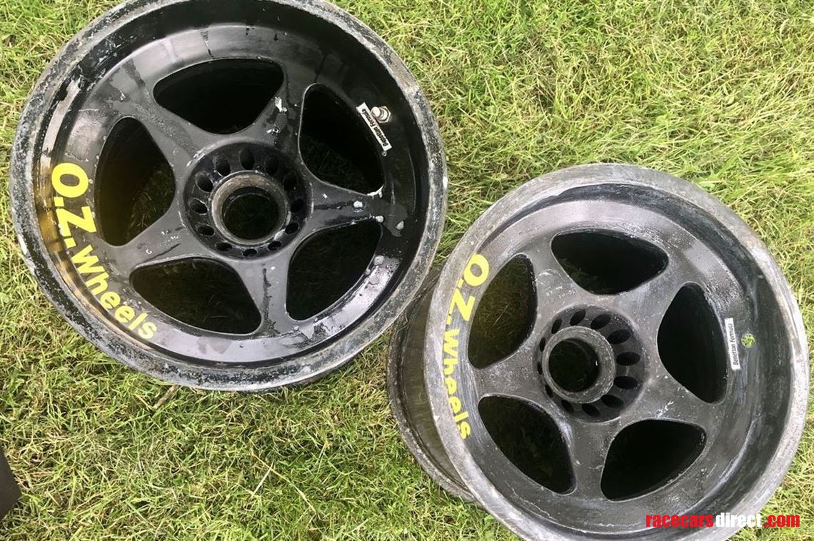 Racecarsdirect.com - Pair OZ 12x13 Benetton Wheels