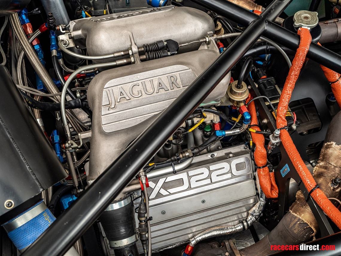 1993-jaguar-xj220-c-lm