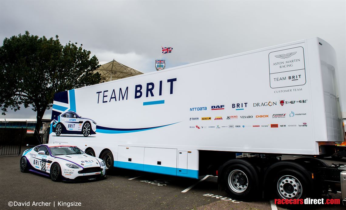 Racecarsdirect.com - FOR SALE - 3 car HGV race trailer