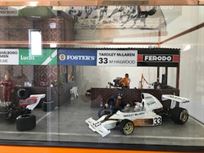1974-formula-1-mclaren-pit-scene-diorama-112