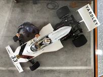 1974-formula-1-mclaren-pit-scene-diorama-112
