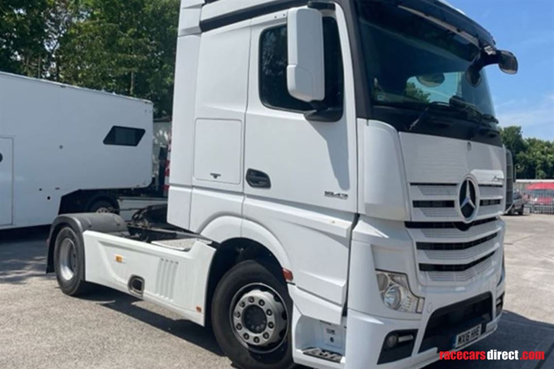 mercedes-1842-stream-space-4-x-2