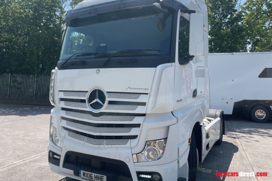 mercedes-1842-stream-space-4-x-2