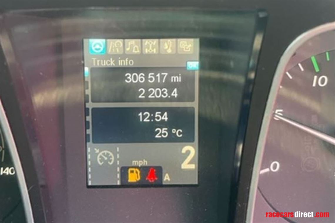 mercedes-1842-stream-space-4-x-2