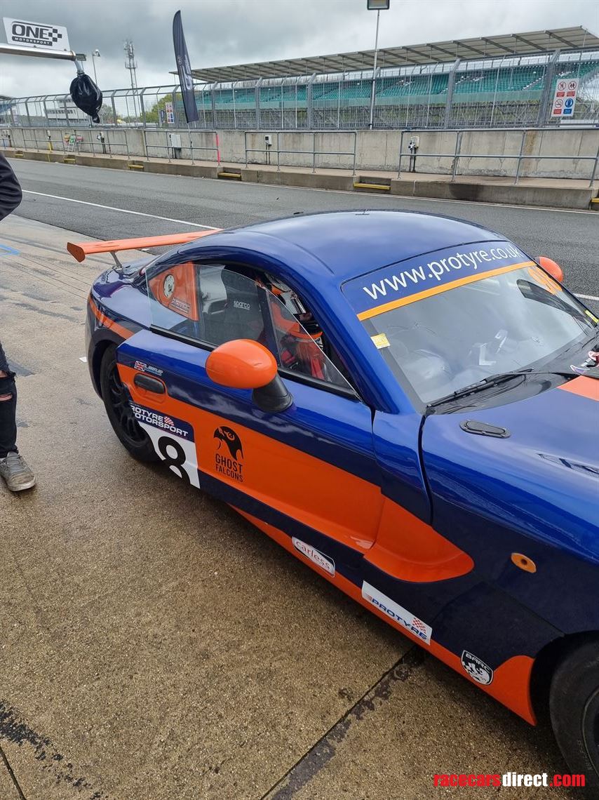 Racecarsdirect.com - Ginetta G40 GT5