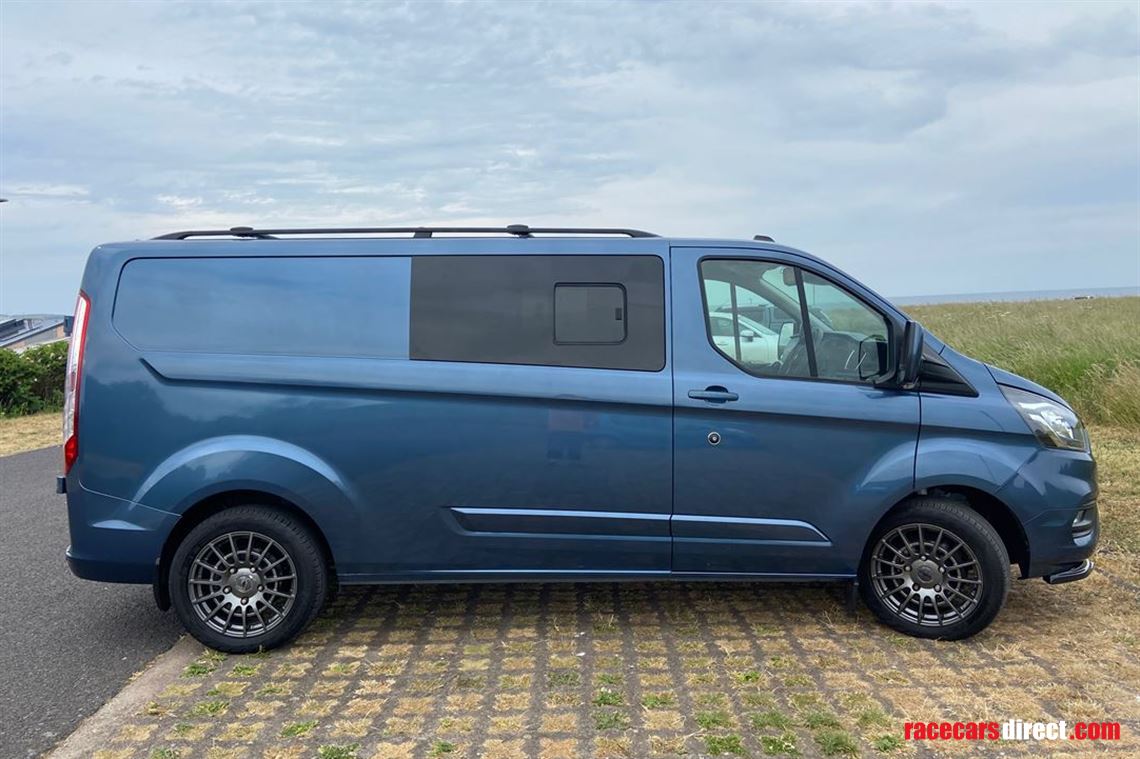 Racecarsdirect.com - Transit Custom LWB Overnight Race Van Conversion