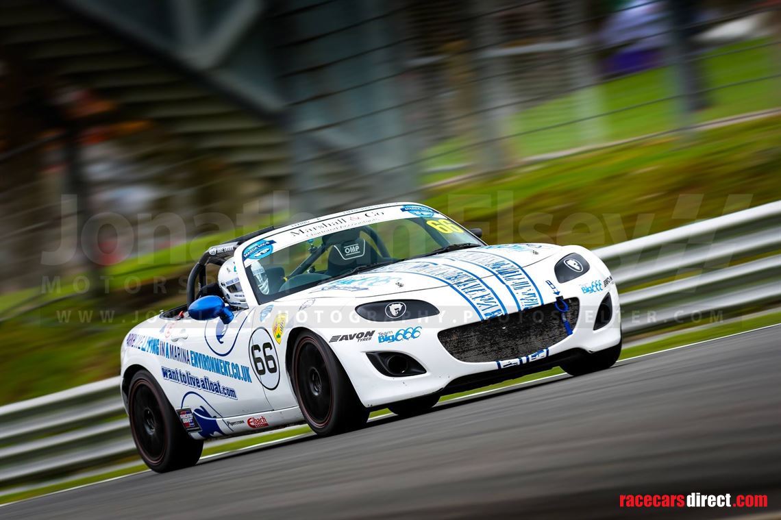 Feu arrière Mazda MX 5 nc gauche et droit | prix dans AUTODOC Feu arrière Mazda MX 5 nc gauche et droit | prix dans AUTODOC