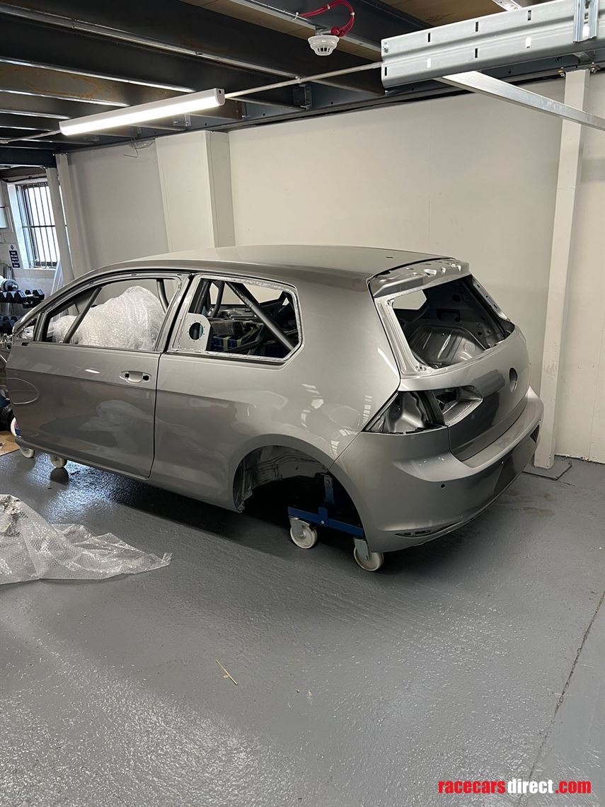 Racecarsdirect.com - VW Golf MK7 Endurance Shell