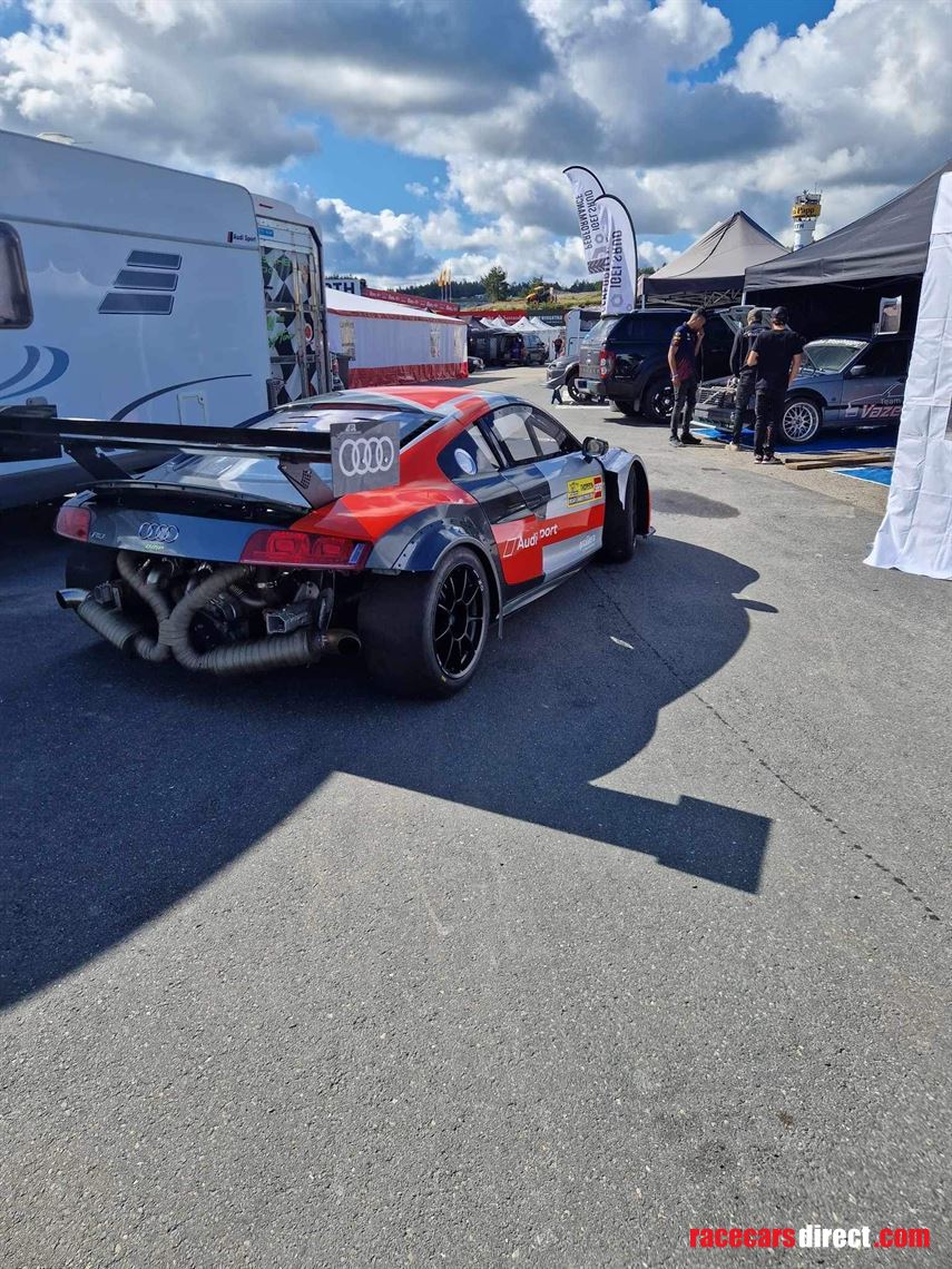 Racecarsdirect.com - Audi R8 Racecar