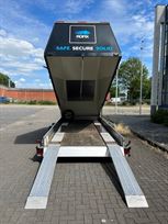 closed-double-axle-racecar-trailer