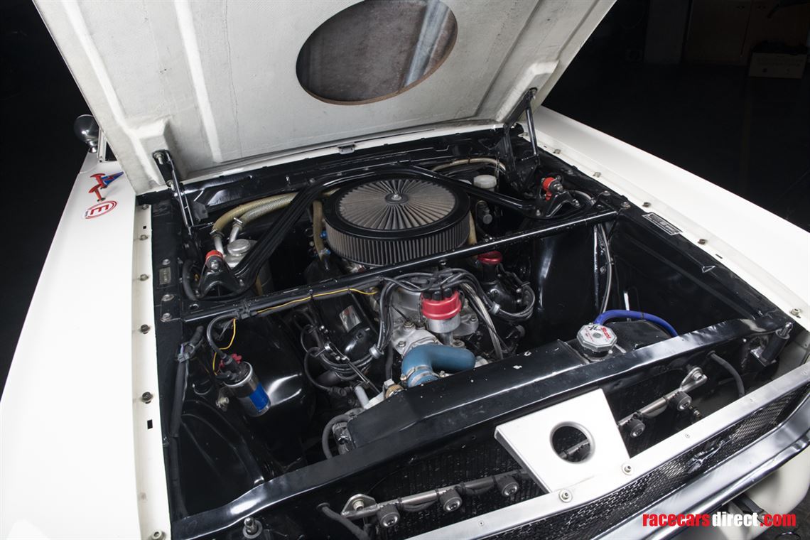 1965-shelby-gt350-historic-race-car