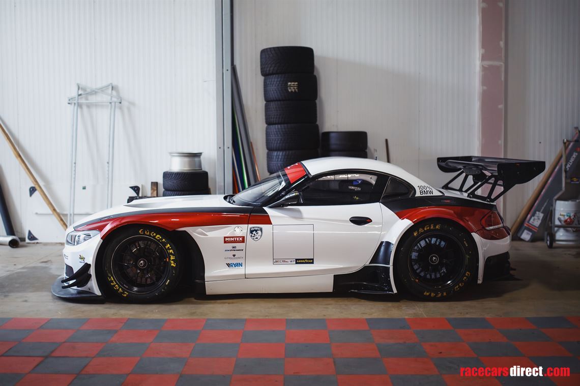 bmw-z4-gt3-44-v8