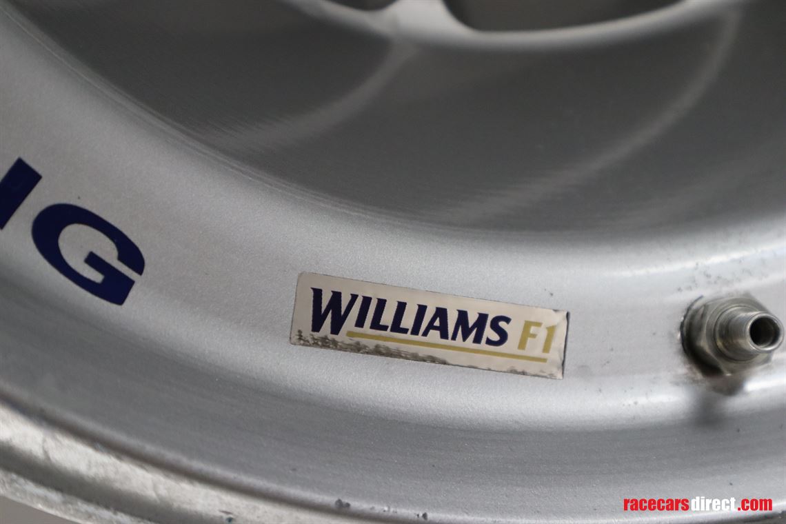 williams-bmw-fw23-wheel