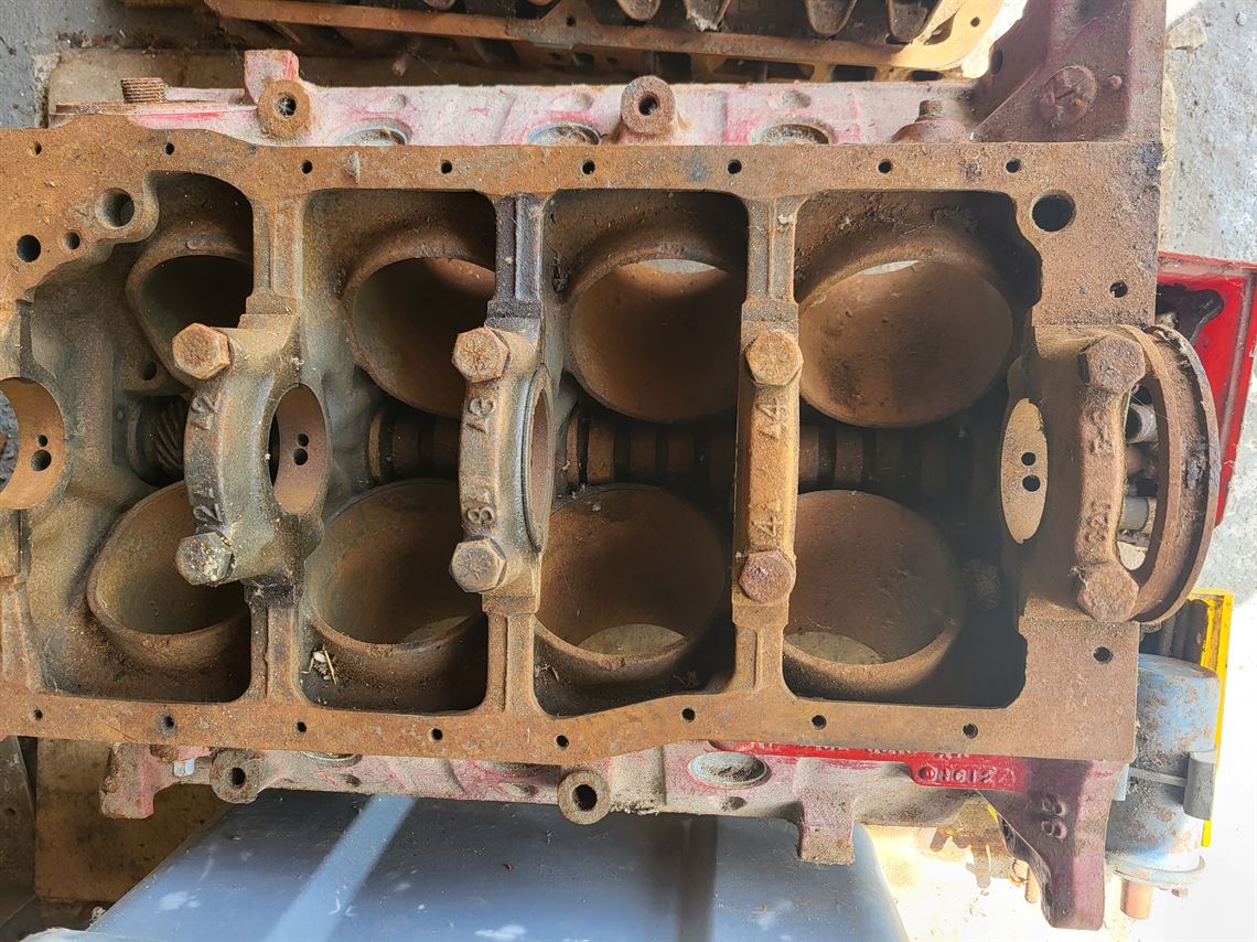 Racecarsdirect.com - Ford 302 V8 Engine