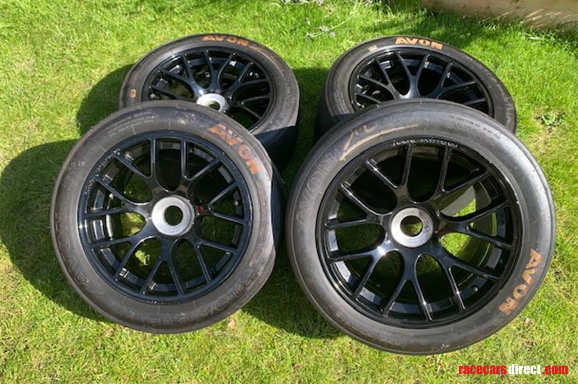 radical-sr3sr8-wheels-tyres