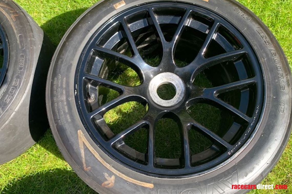 radical-sr3sr8-wheels-tyres