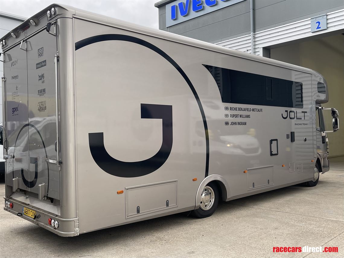 iveco-75t-eurocargo-luxury-race-transport-mot