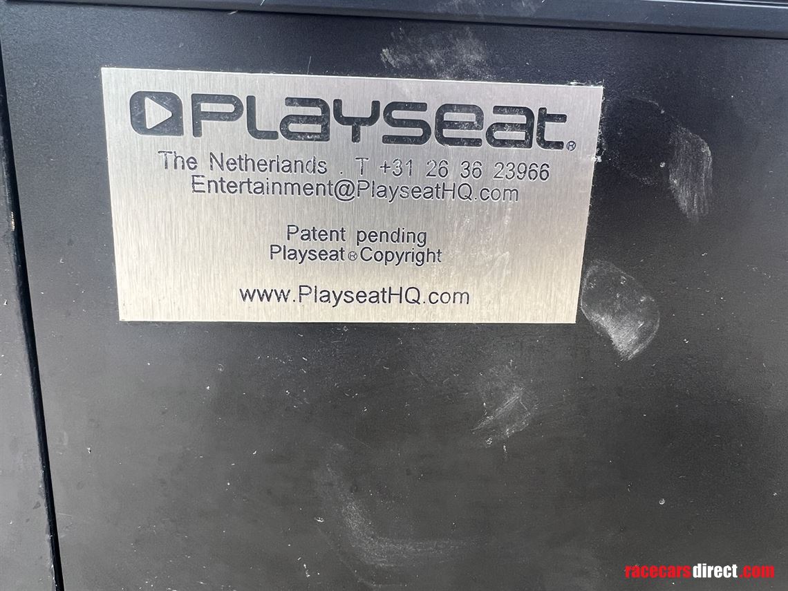 playseat-with-flight-case