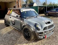 reduced-mini-cooper-s-race-car