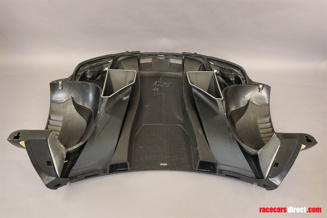 mercedes-benz-dtm-2015-front-bonnet-front-cli