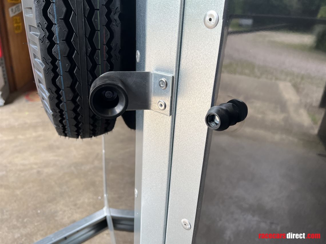 tickners-kart-trailer