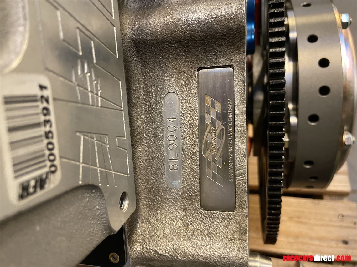 Racecarsdirect.com - Chevy SB Race engine.