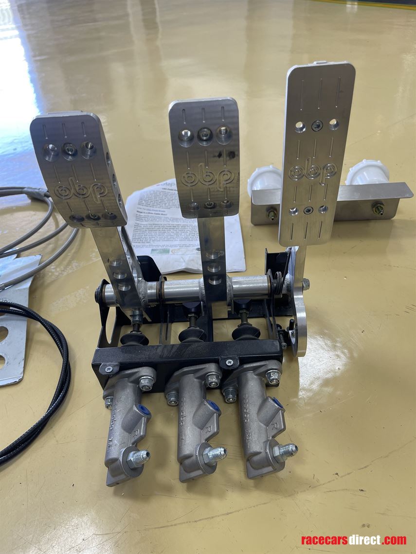 Racecarsdirect.com - Universal Brake Pedal Box